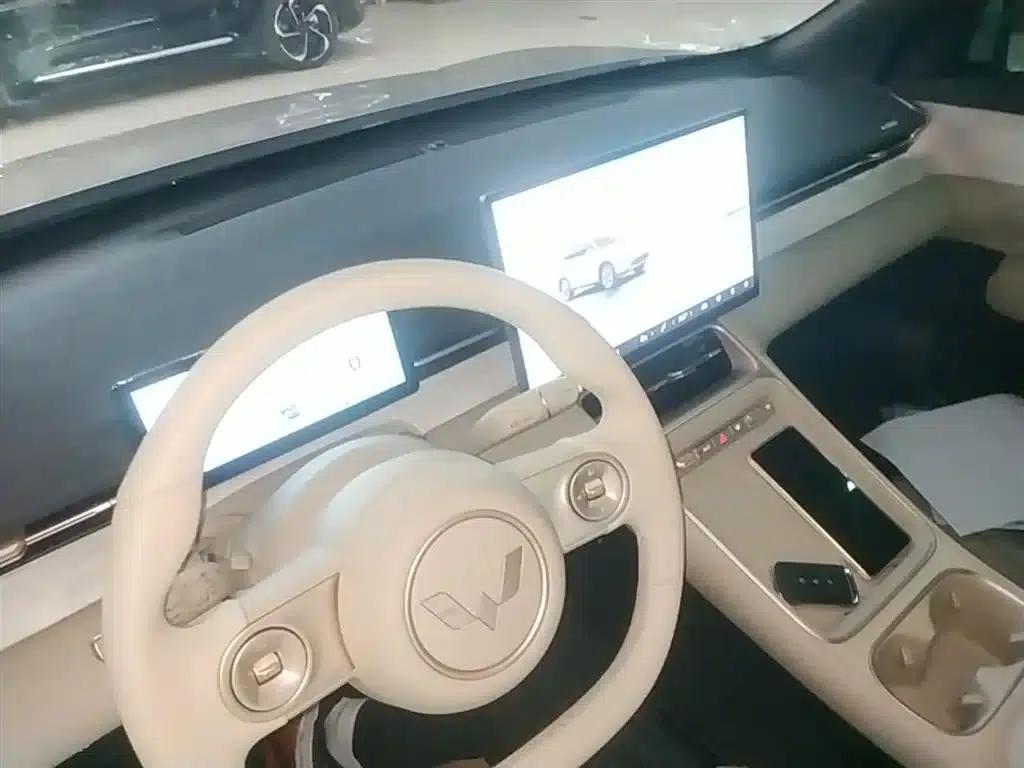 Wuling Xingguang S 2024 Model 130km Flagship Edition — миниатюра 10