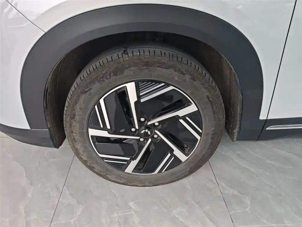 Wuling Xingguang S 2024 Model 130km Flagship Edition — миниатюра 23