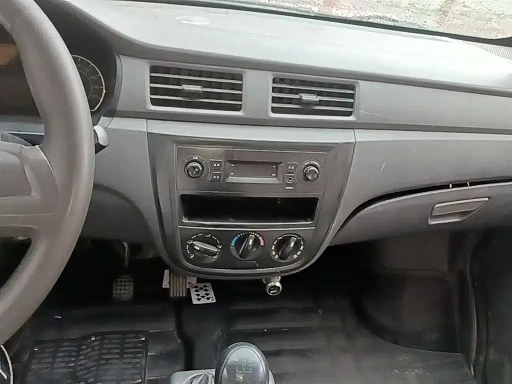Wuling Sunshine 2015 1.2L S Practical LSI — миниатюра 13
