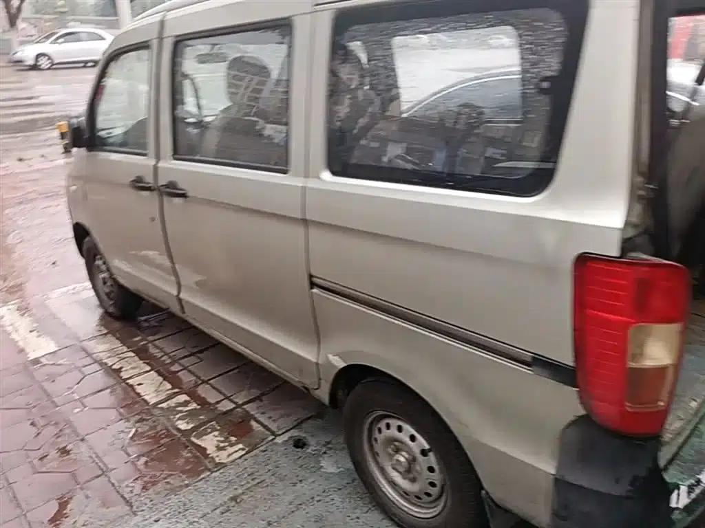 Wuling Sunshine 2015 1.2L S Practical LSI — миниатюра 5