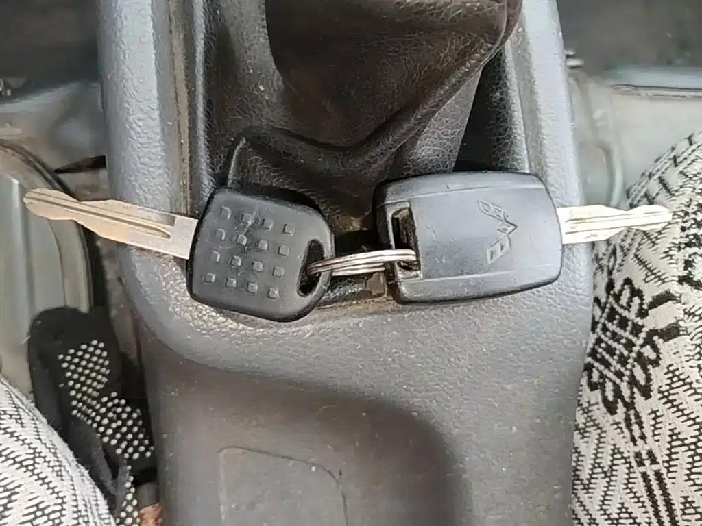 Wuling Sunshine 2015 1.2L S Practical LSI — миниатюра 9