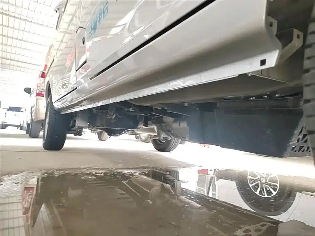 Wuling Sunshine 2023 1.5L Practical 5/7 Seat — миниатюра 21