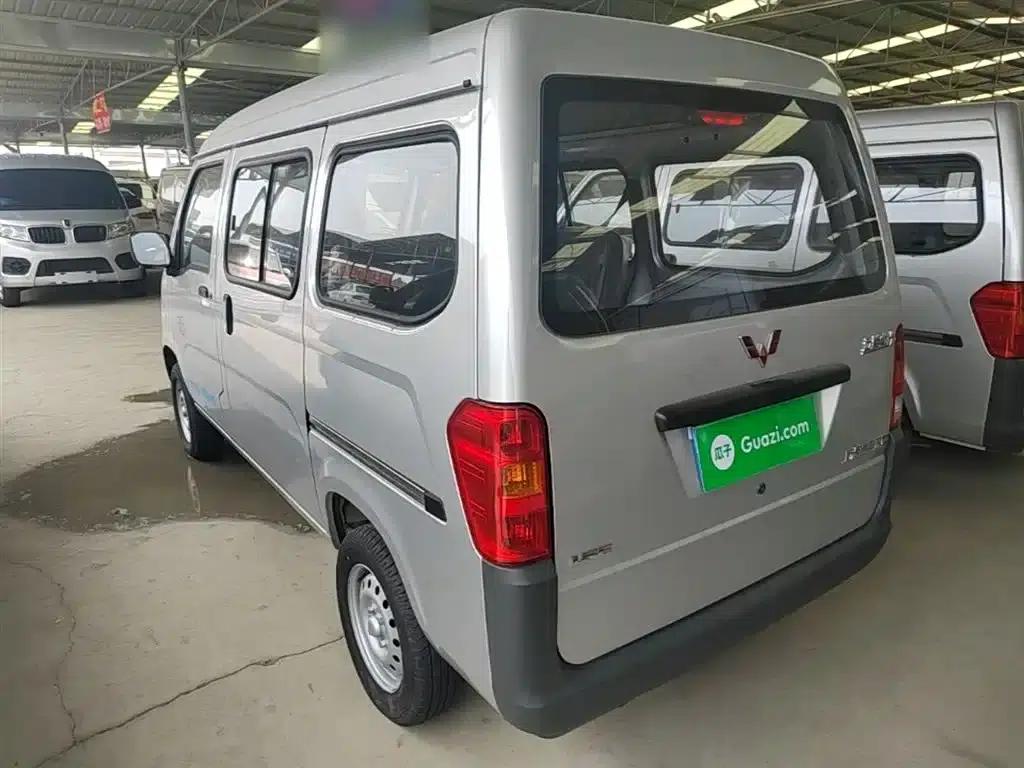 Wuling Sunshine 2023 1.5L Practical 5/7 Seat — миниатюра 5