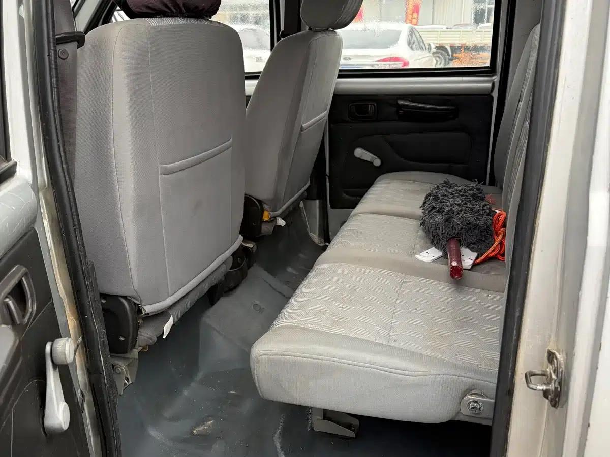 Wuling Rongguang Mini Truck 2012 1.5L Double Cab Basic Model L3C — миниатюра 5