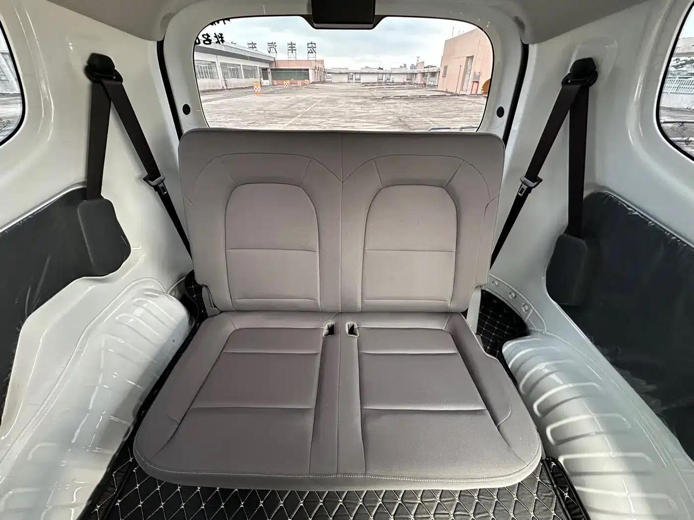 Wuling Hongguang New Energy 2024 Pure Electric Version 300KM Standard Edition — миниатюра 16