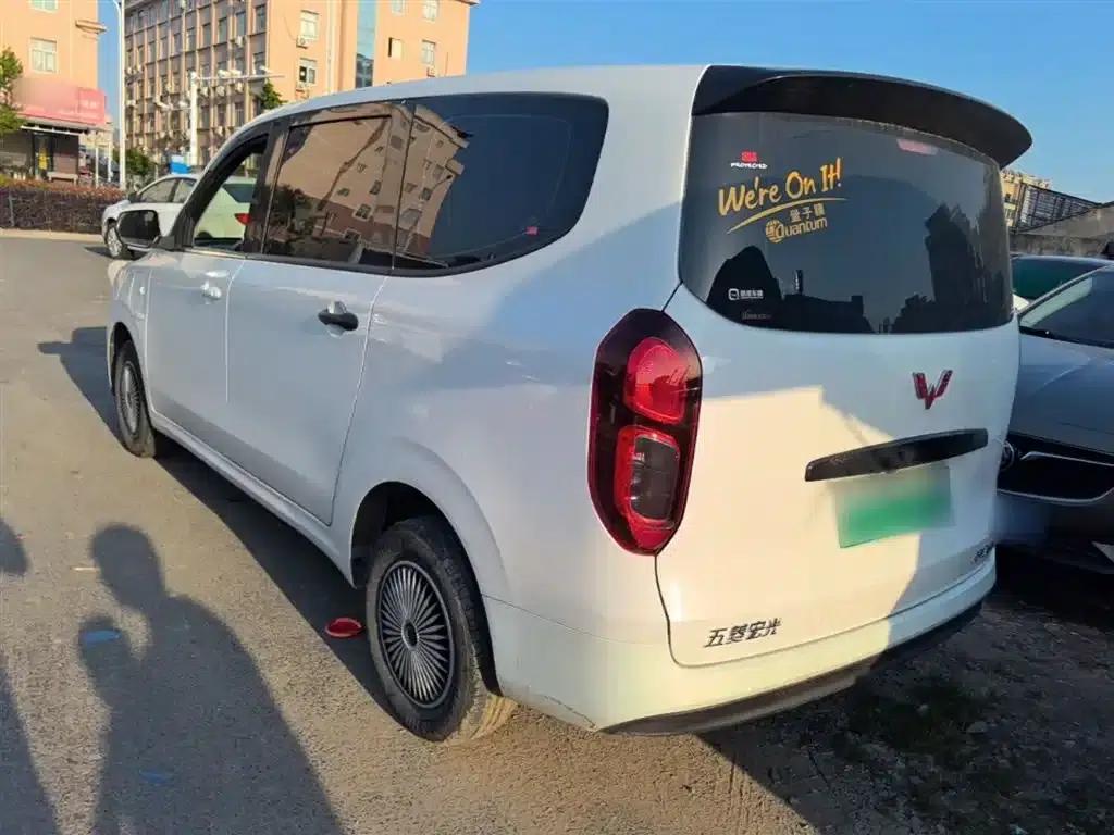 Wuling Hongguang New Energy 2024 Pure Electric Version 300KM Standard Edition — миниатюра 6