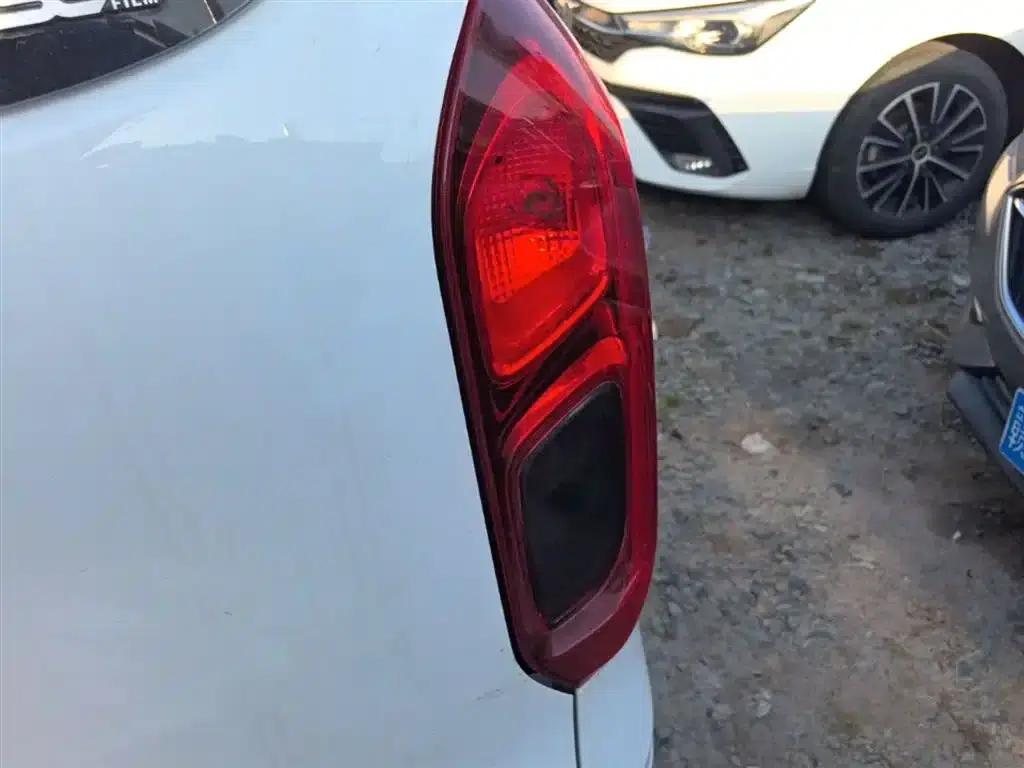 Wuling Hongguang New Energy 2024 Pure Electric Version 300KM Standard Edition — миниатюра 8