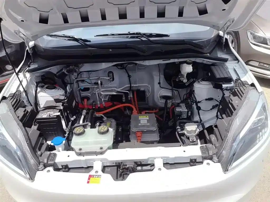 Wuling Hongguang New Energy 2024 Pure Electric Version 300KM Standard Edition — миниатюра 20