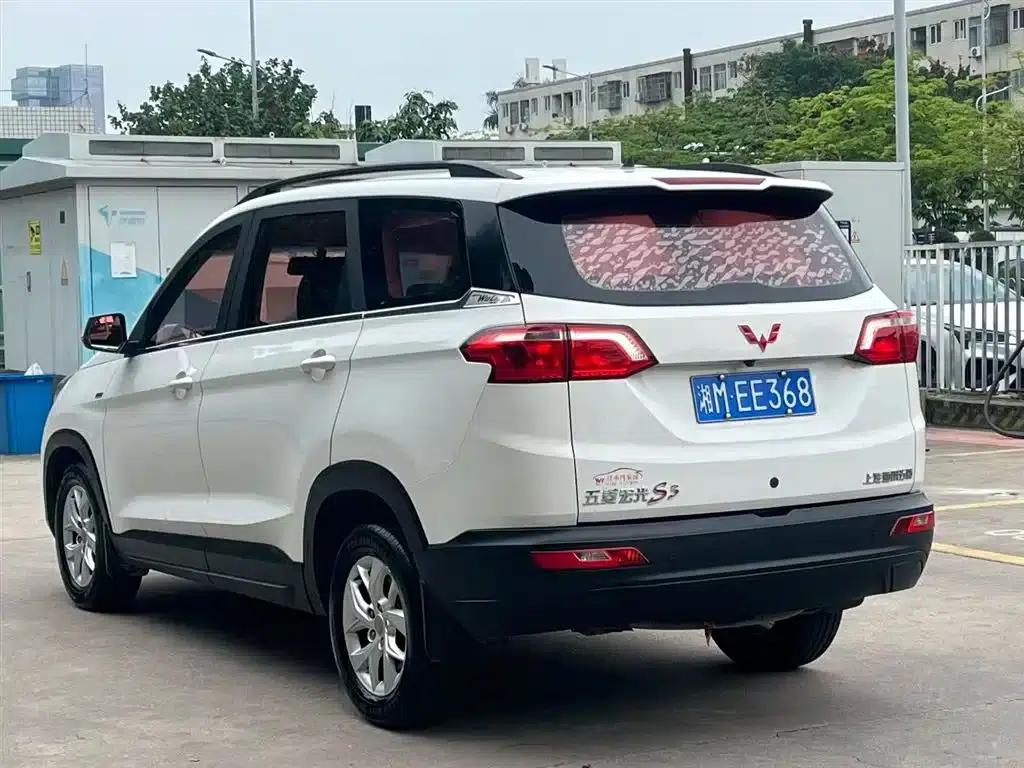 Wuling Hongguang S3 2018 1.5T Manual Comfort Model (National V Emission Standard) — миниатюра 4