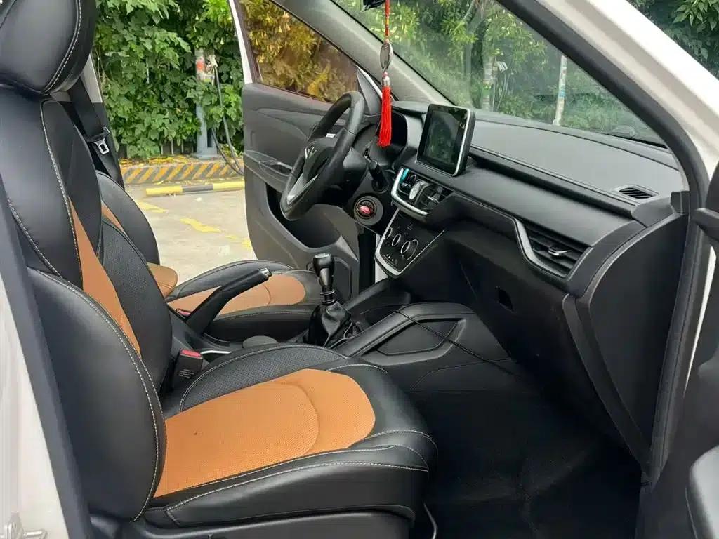 Wuling Hongguang S3 2018 1.5T Manual Comfort Model (National V Emission Standard) — миниатюра 5