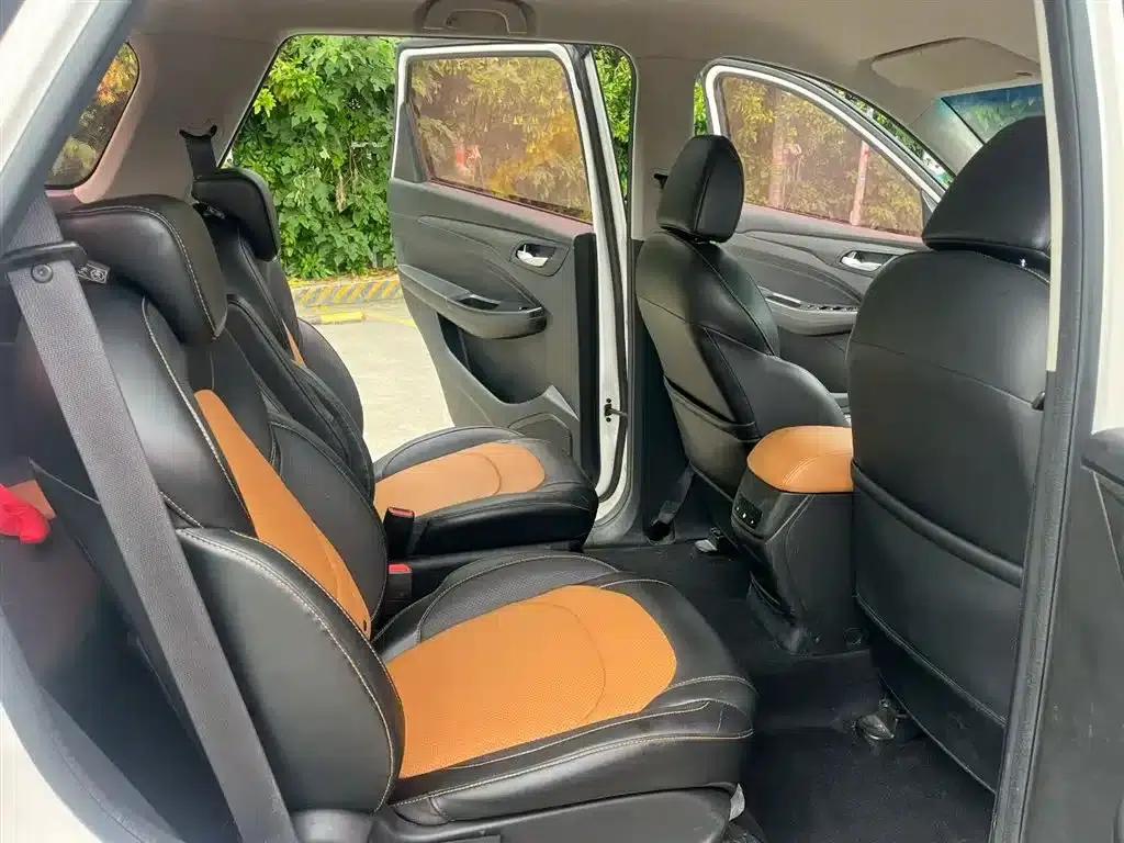 Wuling Hongguang S3 2018 1.5T Manual Comfort Model (National V Emission Standard) — миниатюра 6