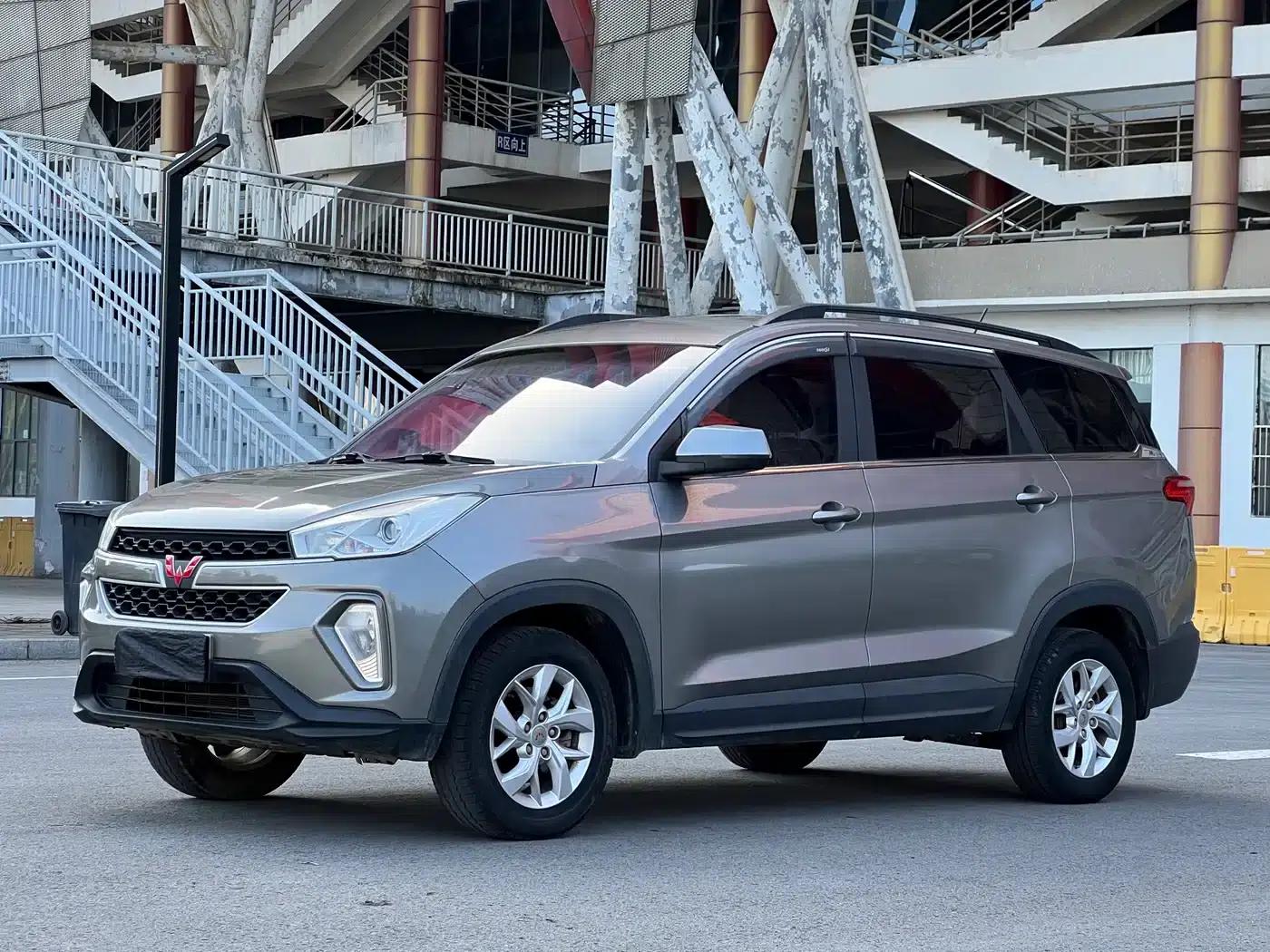 Wuling Hongguang S3 2018 1.5L Manual Comfort Model (National V Emission Standard) — миниатюра 1