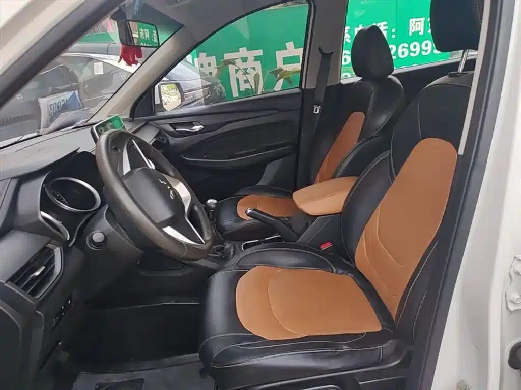 Wuling Hongguang S3 2019 Automatic Clutch Version 1.5L Manual Comfort Model (National V Emission Standard) — миниатюра 15
