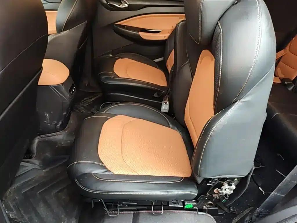 Wuling Hongguang S3 2018 1.5L Manual Deluxe Edition (National V Emission Standard) — миниатюра 17