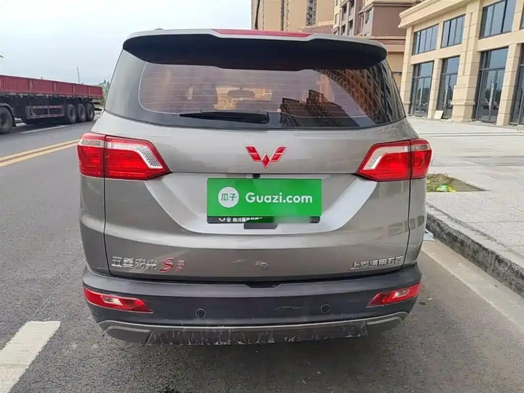 Wuling Hongguang S3 2018 1.5L Manual Deluxe Edition (National V Emission Standard) — миниатюра 6