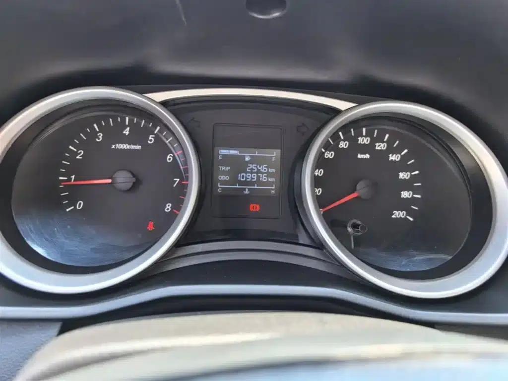 Wuling Hongguang S3 2018 1.5L Manual Standard Model (National V Emission Standard) — миниатюра 12