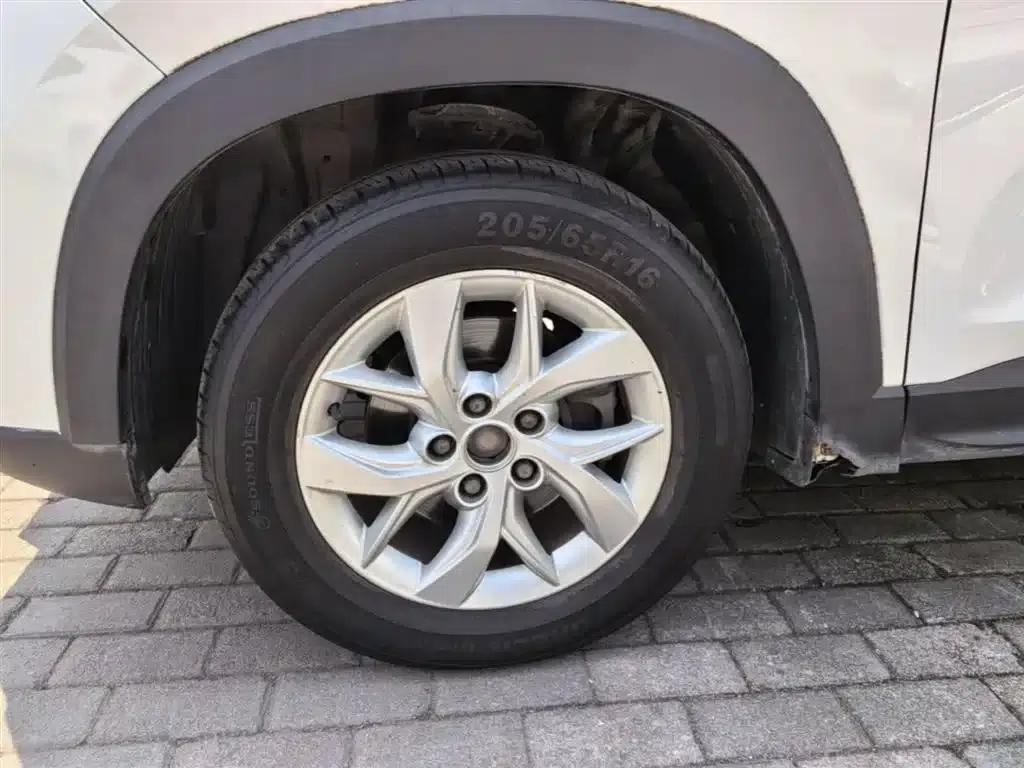 Wuling Hongguang S3 2018 1.5L Manual Standard Model (National V Emission Standard) — миниатюра 23
