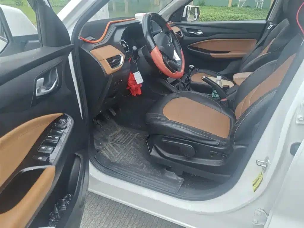 Wuling Hongguang S3 2018 1.5L Manual Deluxe Edition (National V Emission Standard) — миниатюра 13
