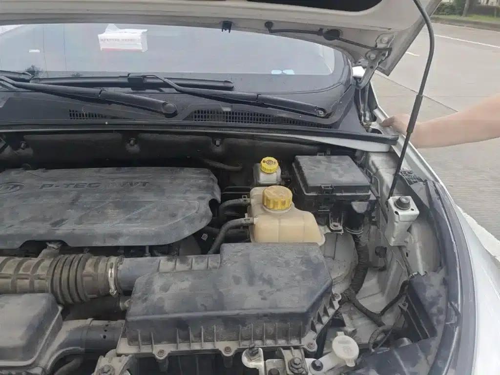 Wuling Hongguang S3 2018 1.5L Manual Deluxe Edition (National V Emission Standard) — миниатюра 24