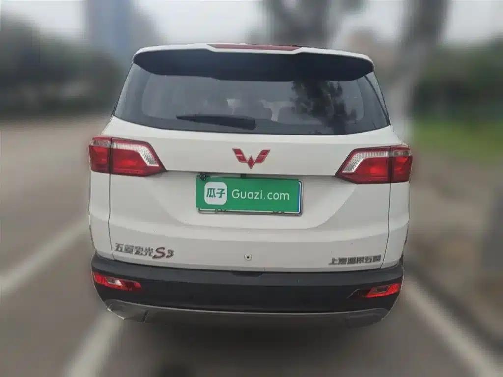 Wuling Hongguang S3 2018 1.5L Manual Deluxe Edition (National V Emission Standard) — миниатюра 4