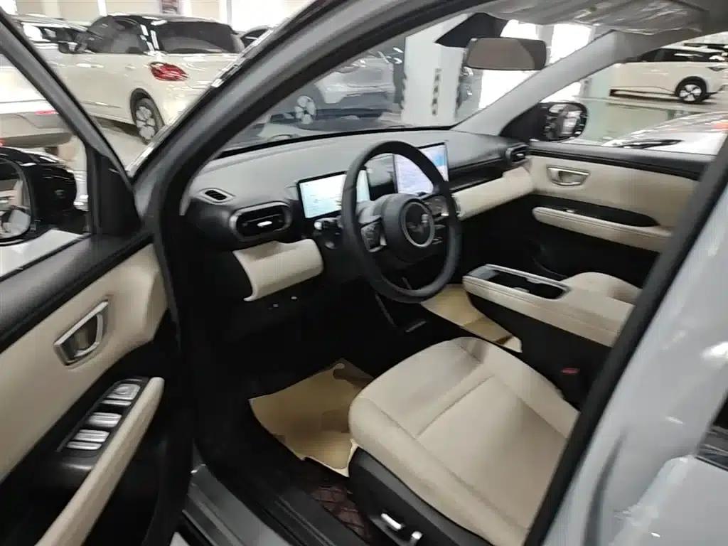 Wuling Bingo PLUS 2024 Model 330km Five-Seater — миниатюра 15