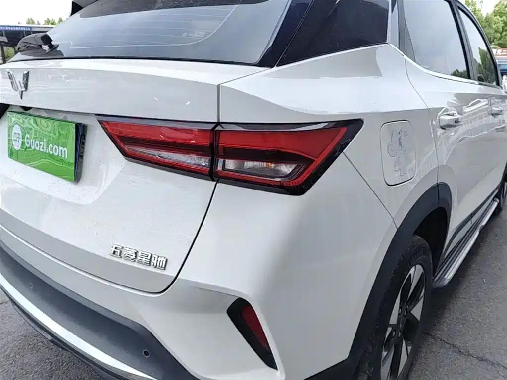 Wuling Xingchi 2022 1.5L CVT Enjoy Edition — миниатюра 8
