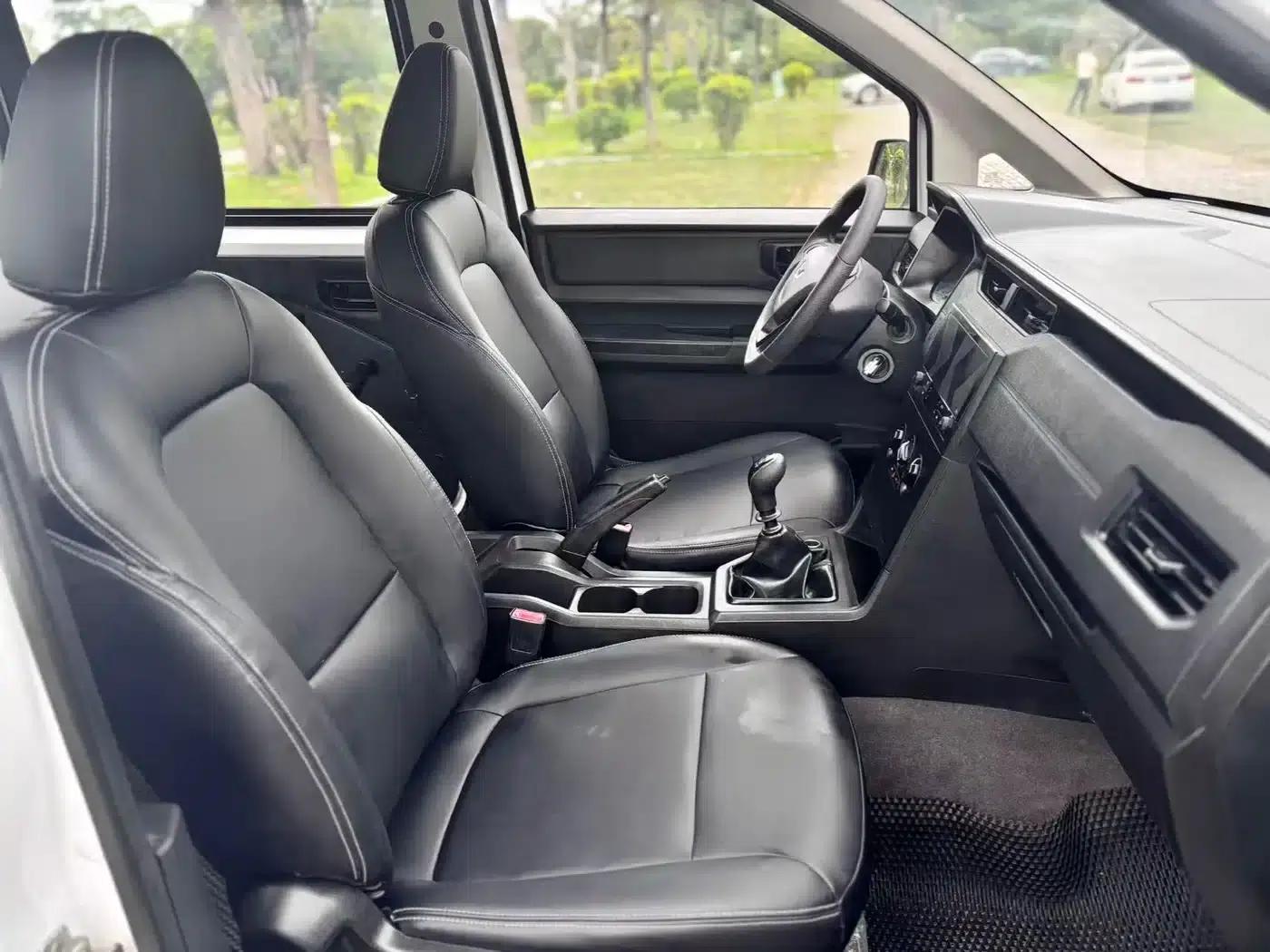 Wuling Hongguang PLUS 2019 1.5T Manual Standard 5-Seater — миниатюра 12