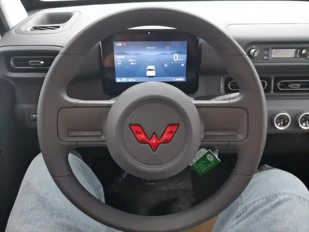 Wuling Sunshine New Energy 2025 Model 305km/h Progressive Edition — миниатюра 11