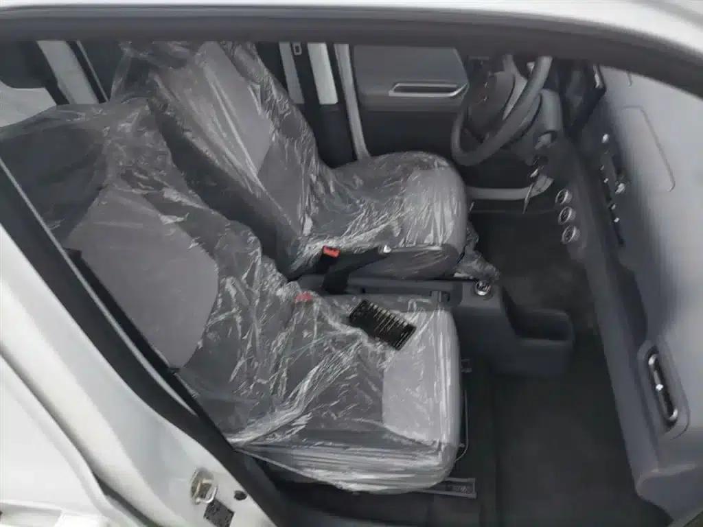 Wuling Sunshine New Energy 2025 Model 305km/h Progressive Edition — миниатюра 24