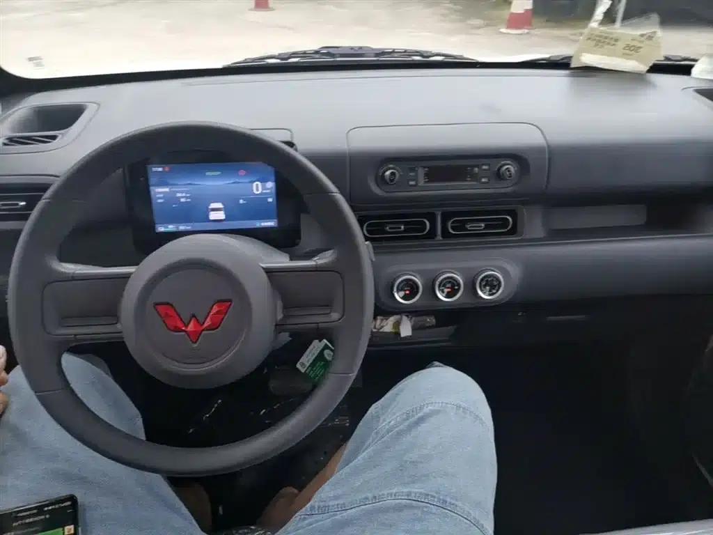 Wuling Sunshine New Energy 2025 Model 305km/h Progressive Edition — миниатюра 10