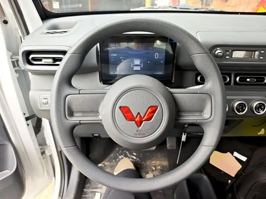 Wuling Sunshine New Energy 2025 Model 305km/h Progressive Edition — миниатюра 11