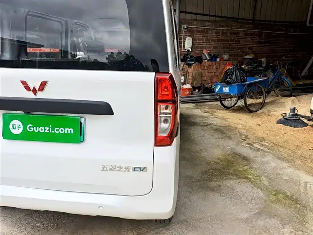Wuling Sunshine New Energy 2025 Model 305km/h Progressive Edition — миниатюра 8
