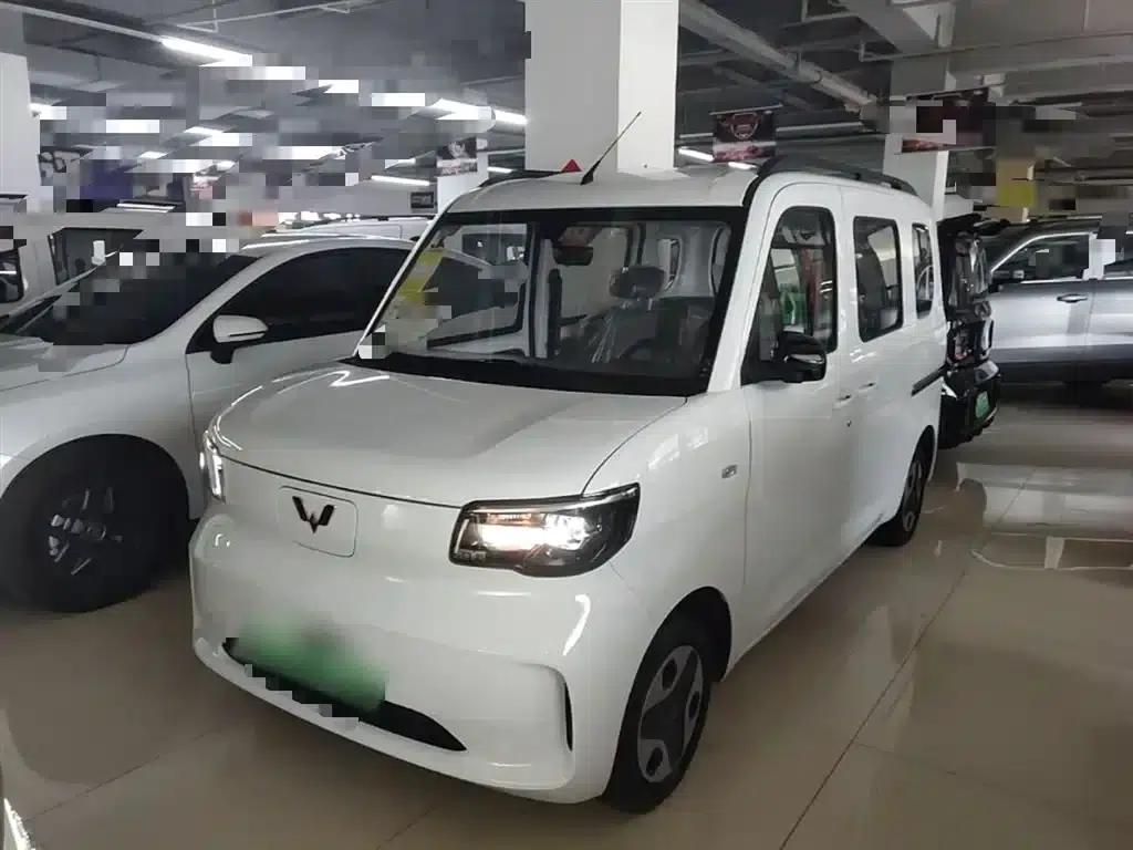 Wuling Sunshine New Energy 2025 Model 305km/h Progressive Edition — миниатюра 2