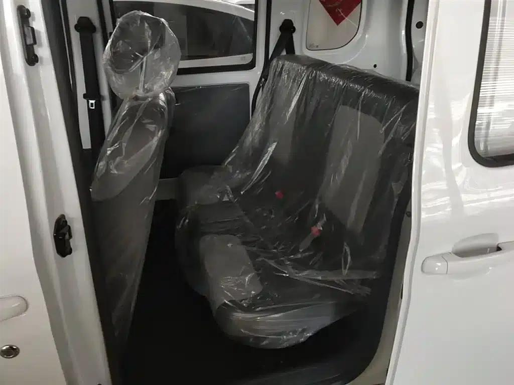 Wuling Sunshine New Energy 2025 Model 305km/h Progressive Edition — миниатюра 17