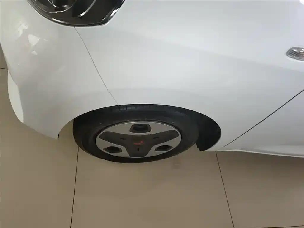Wuling Sunshine New Energy 2025 Model 305km/h Progressive Edition — миниатюра 23
