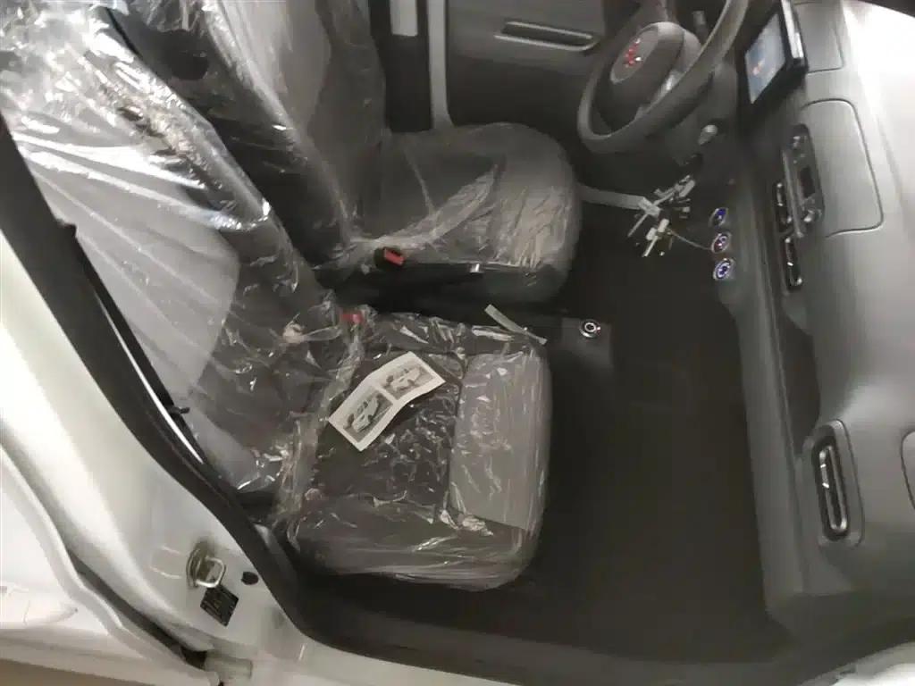 Wuling Sunshine New Energy 2025 Model 305km/h Progressive Edition — миниатюра 25