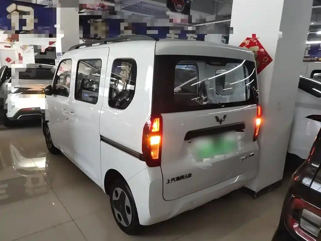 Wuling Sunshine New Energy 2025 Model 305km/h Progressive Edition — миниатюра 5