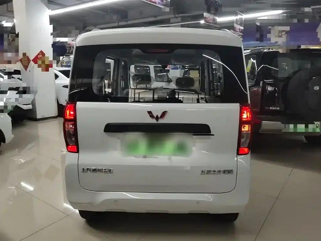Wuling Sunshine New Energy 2025 Model 305km/h Progressive Edition — миниатюра 6