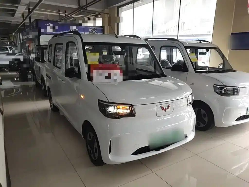 Wuling Sunshine New Energy 2025 Model 305km/h Progressive Edition — миниатюра 4