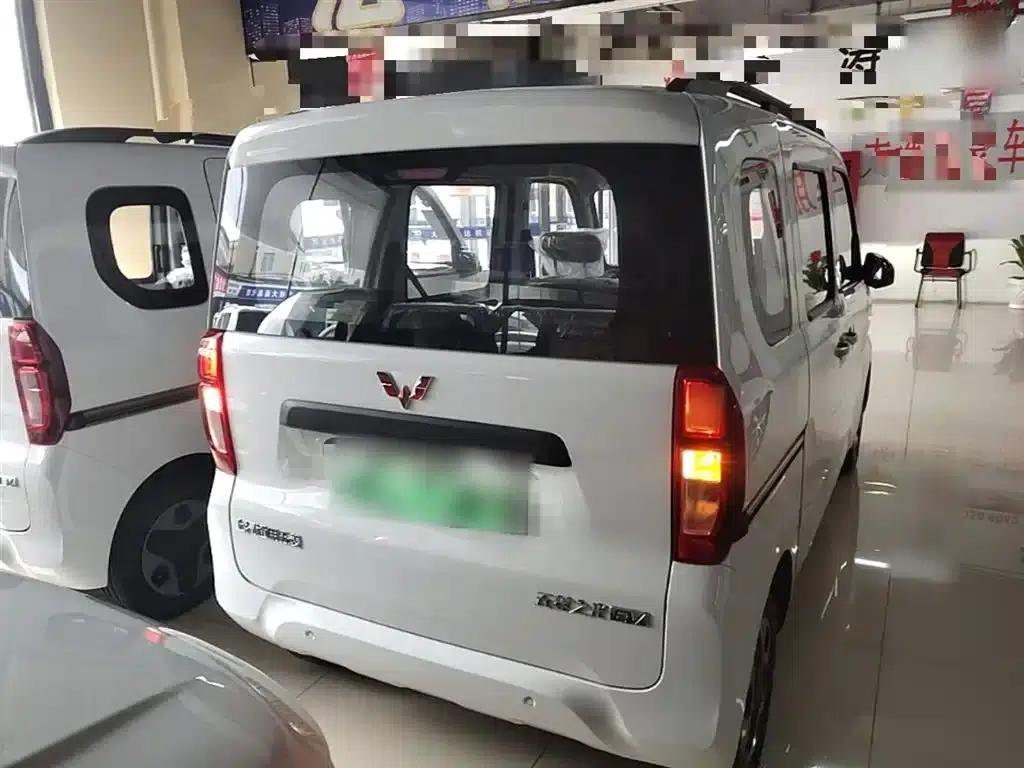 Wuling Sunshine New Energy 2025 Model 305km/h Progressive Edition — миниатюра 6