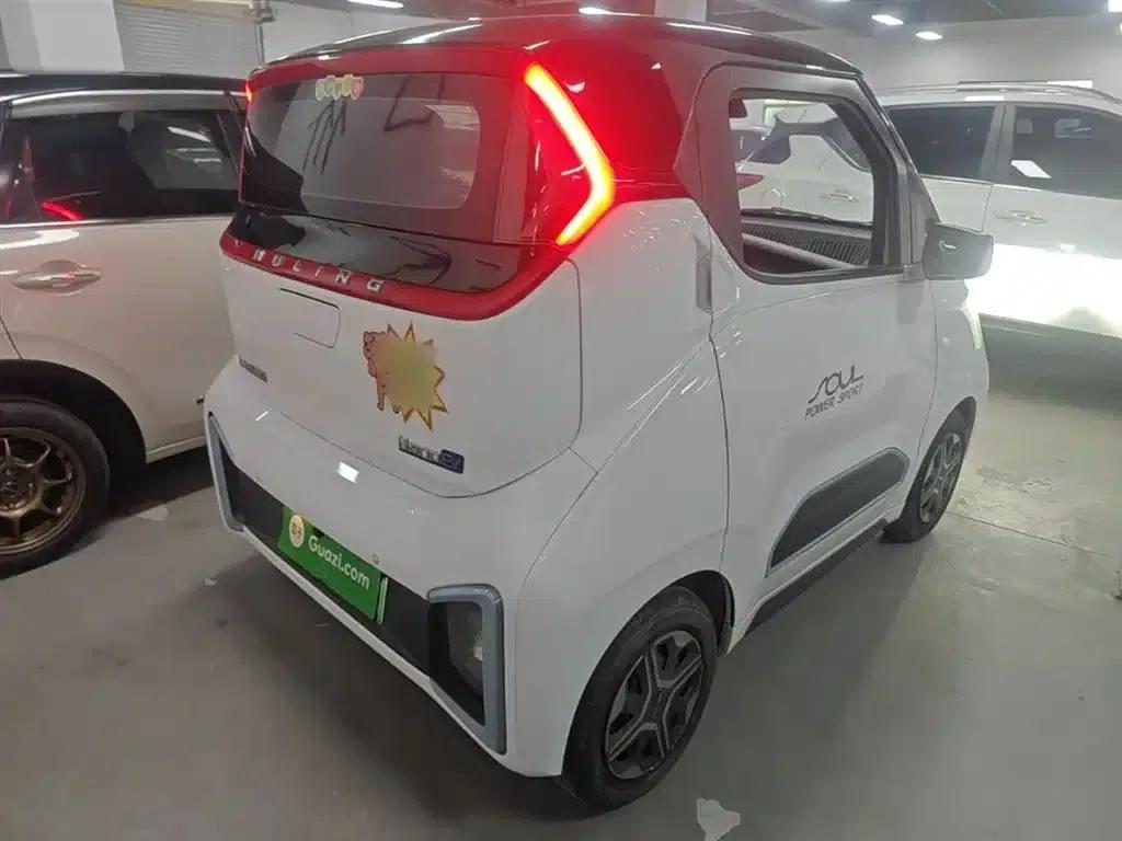 Wuling NanoEV 2021 Fun Edition — миниатюра 7