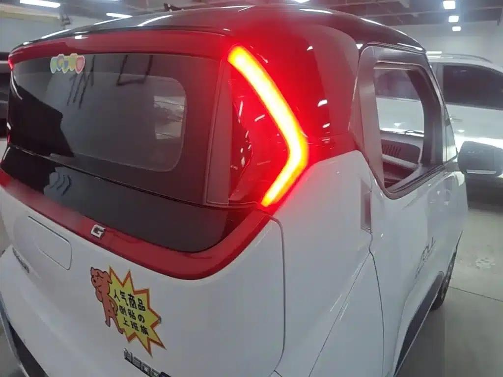 Wuling NanoEV 2021 Fun Edition — миниатюра 8