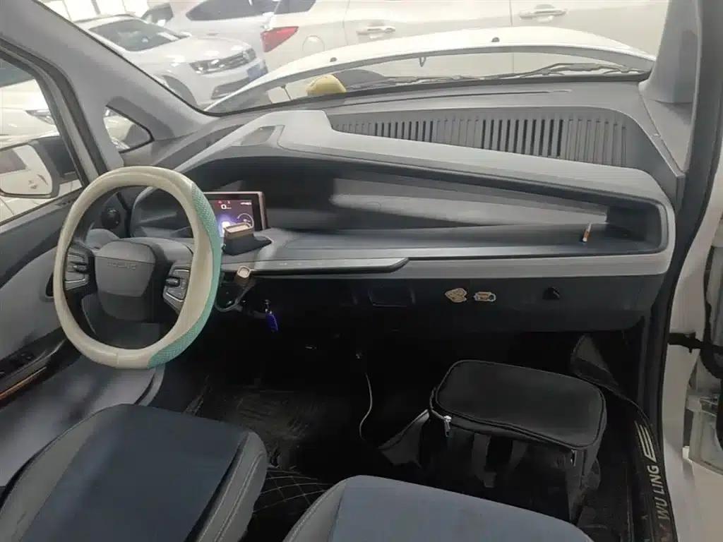 Wuling NanoEV 2021 Fun Edition — миниатюра 10