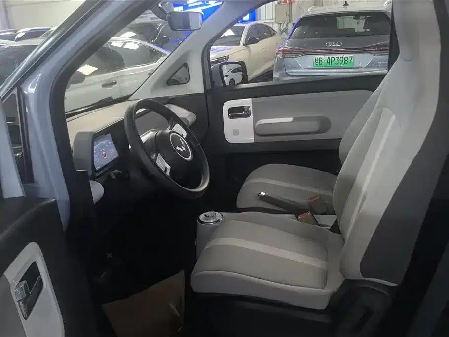 Wuling Air ev Clear Sky 2023 Two-Seat Standard Edition — миниатюра 9