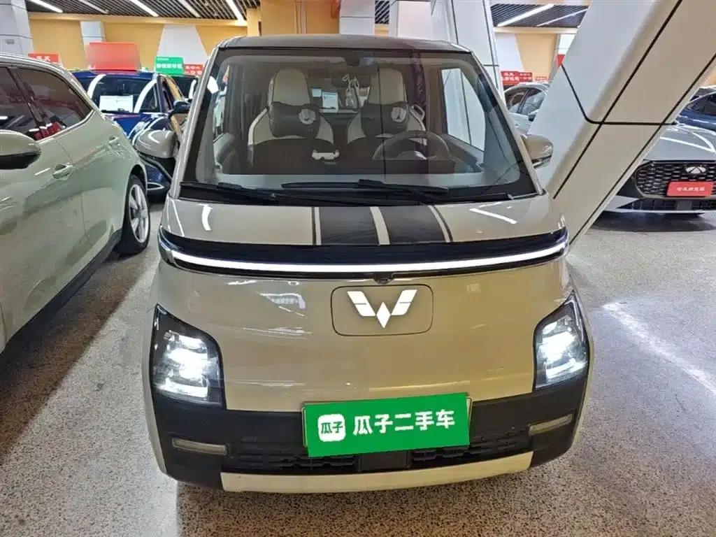 Wuling Air ev Clear Sky 2023 Model, Four-Seat - Advanced Edition — миниатюра 3