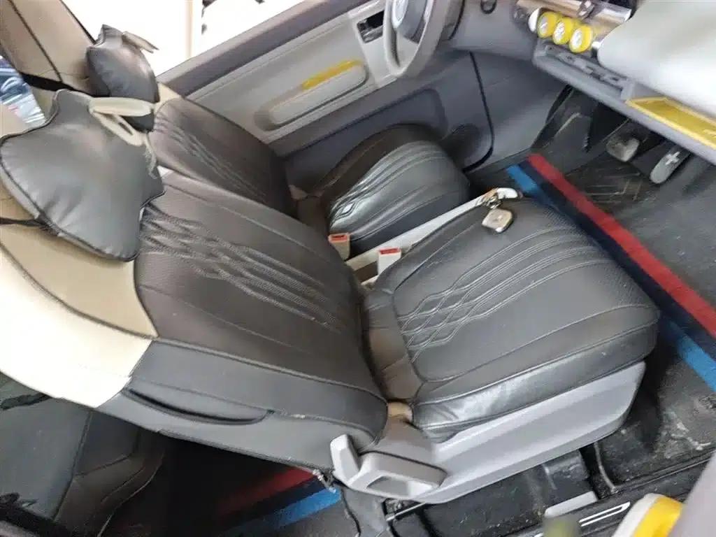 Wuling Air ev Clear Sky 2023 Model, Four-Seat - Advanced Edition — миниатюра 25