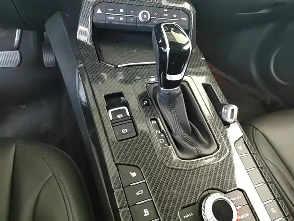 Weipai VV7 2017 2.0T Super Luxury Edition — миниатюра 14
