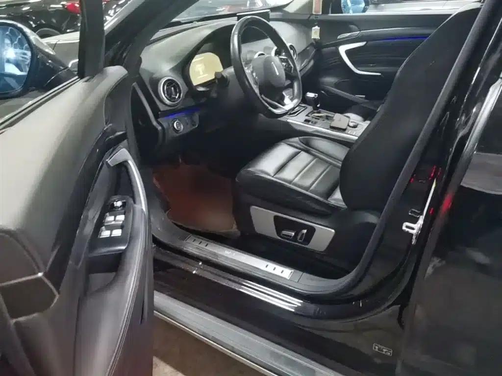 Wey VV7 2017 Model VV7c 2.0T Super Luxury Edition — миниатюра 23