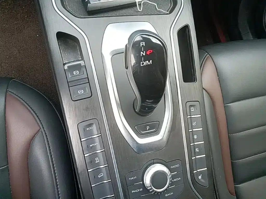 Wey VV5 2021 1.5T 2WD Smart Pioneer — миниатюра 14