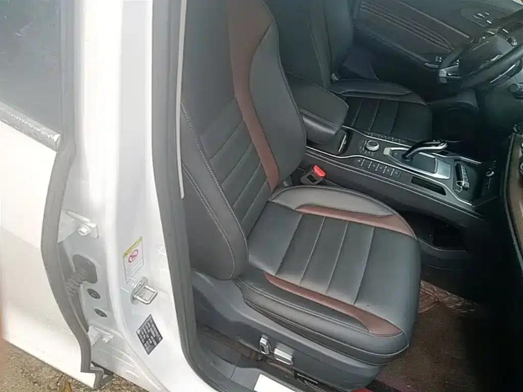 Wey VV5 2021 1.5T 2WD Smart Pioneer — миниатюра 25